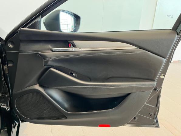 Mazda 6 III (GJ) Рестайлинг 2 с пробегом 2019 года, цена 2 270 000 рублей, 90620 км, седан, Автокод Объявления