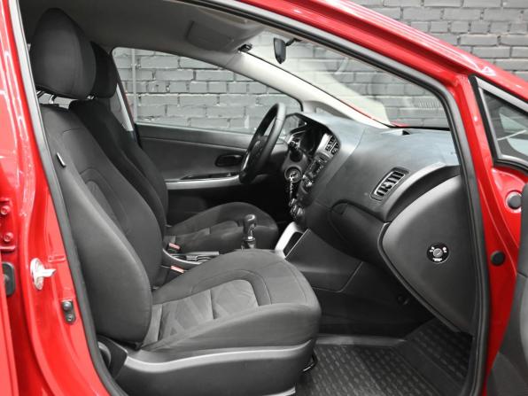 Kia Ceed II с пробегом 2014 года, цена 990 000 рублей, 87446 км, хэтчбек, Автокод Объявления