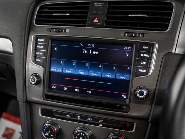 Volkswagen Golf VII с пробегом 2013 года, цена 950 000 рублей, 167480 км, универсал, Автокод Объявления