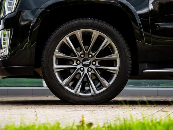Cadillac Escalade IV с пробегом 2019 года, цена 5 350 000 рублей, 95879 км, внедорожник, Автокод Объявления