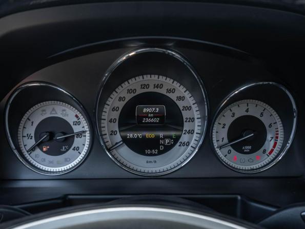 Mercedes-Benz GLK-Класс I (X204) Рестайлинг с пробегом 2012 года, цена 2 288 000 рублей, 236602 км, внедорожник, Автокод Объявления