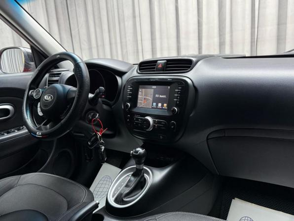 Kia Soul II Рестайлинг с пробегом 2017 года, цена 1 499 000 рублей, 143846 км, хэтчбек, Автокод Объявления