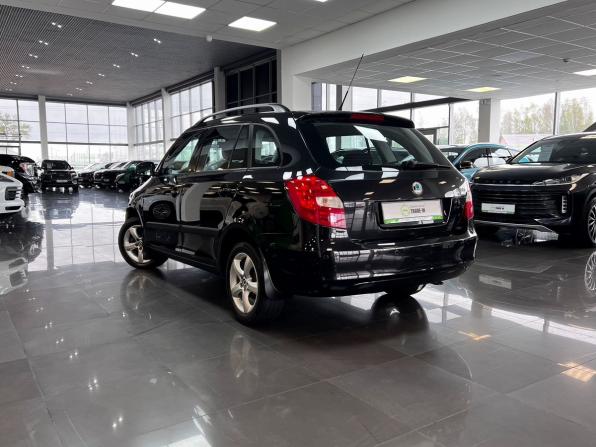 Skoda Fabia II Рестайлинг с пробегом 2010 года, цена 1 025 000 рублей, 99962 км, универсал, Автокод Объявления