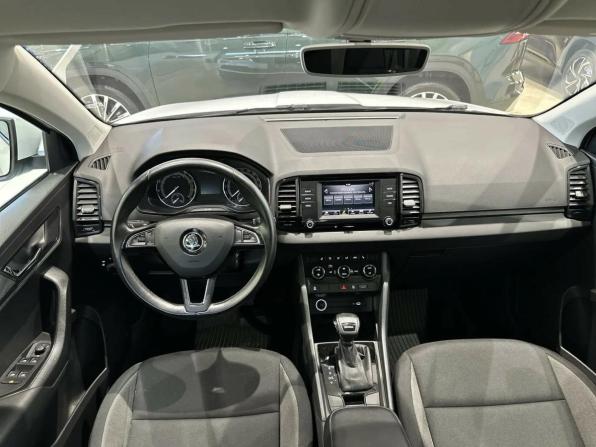 Skoda Karoq I с пробегом 2020 года, цена 2 070 000 рублей, 104873 км, внедорожник, Автокод Объявления