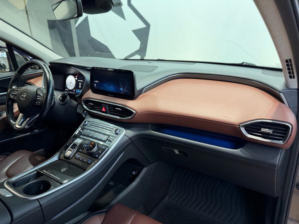 Hyundai Santa Fe IV Рестайлинг с пробегом 2021 года, цена 3 409 900 рублей, 122000 км, внедорожник, Автокод Объявления