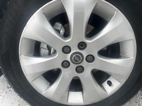 Opel Astra J Рестайлинг с пробегом 2014 года, цена 749 900 рублей, 161116 км, седан, Автокод Объявления