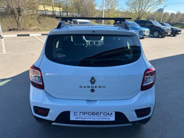 Renault Sandero II Рестайлинг с пробегом 2020 года, цена 1 199 000 рублей, 71630 км, хэтчбек, Автокод Объявления