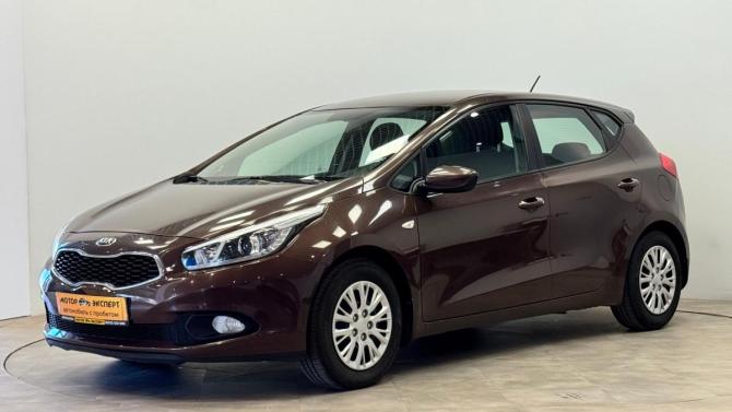 Kia Ceed II с пробегом 2013 года, цена 960 000 рублей, 97953 км, хэтчбек, Автокод Объявления