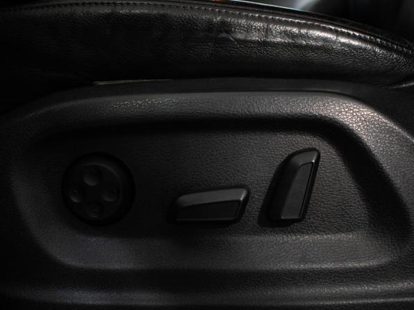 Audi Q5 I (8R) с пробегом 2011 года, цена 1 555 000 рублей, 317614 км, внедорожник, Автокод Объявления