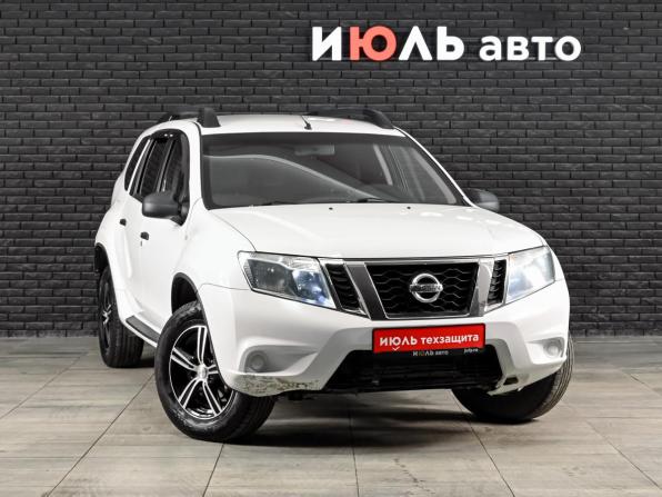 Nissan Terrano III (D10) с пробегом 2015 года, цена 960 000 рублей, 237765 км, внедорожник, Автокод Объявления