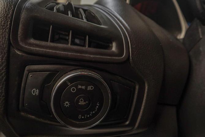 Ford Focus III с пробегом 2012 года, цена 709 000 рублей, 305786 км, хэтчбек, Автокод Объявления