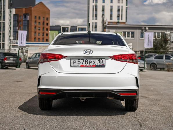 Hyundai Solaris II Рестайлинг с пробегом 2020 года, цена 1 169 000 рублей, 135120 км, седан, Автокод Объявления