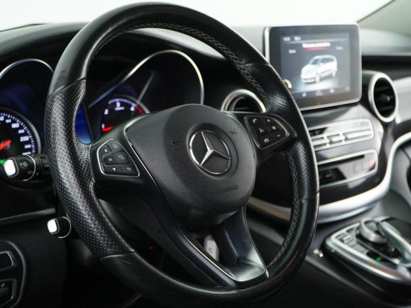 Mercedes-Benz V-Класс III (W447) с пробегом 2018 года, цена 6 360 077 рублей, 181043 км, минивэн, Автокод Объявления