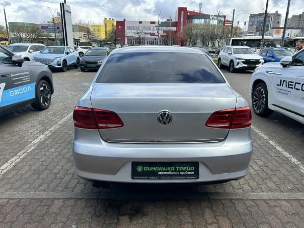 Volkswagen Passat B7 с пробегом 2011 года, цена 845 000 рублей, 278683 км, седан, Автокод Объявления