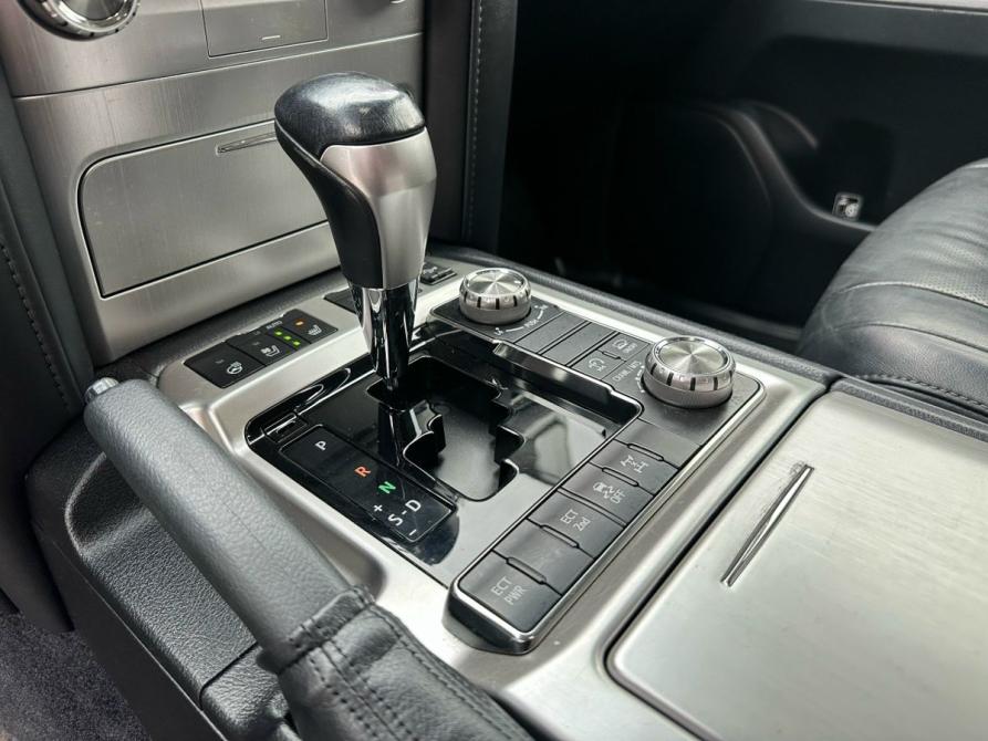 Toyota Land Cruiser 200 Series Рестайлинг 2 Пермь  - изображение 16