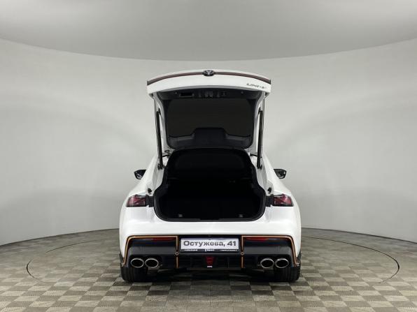 Changan UNI-V I с пробегом 2023 года, цена 2 270 000 рублей, 44919 км, лифтбек, Автокод Объявления