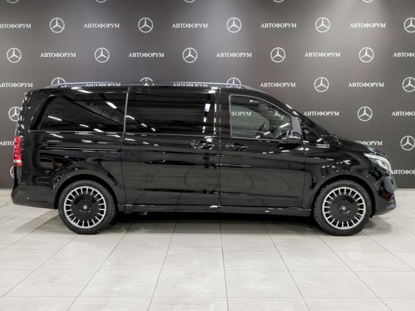 Mercedes-Benz V-Класс III (W447) Рестайлинг с пробегом 2022 года, цена 9 750 000 рублей, 17501 км, минивэн, Автокод Объявления
