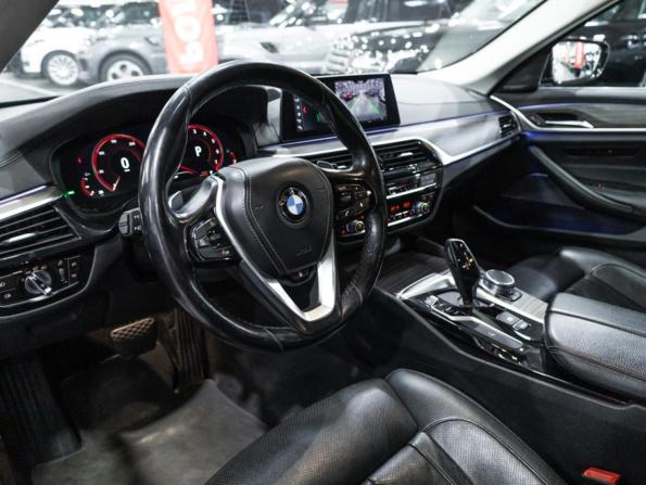 BMW 5 серии VII (G30/G31/G38) с пробегом 2018 года, цена 2 940 300 рублей, 174023 км, седан, Автокод Объявления