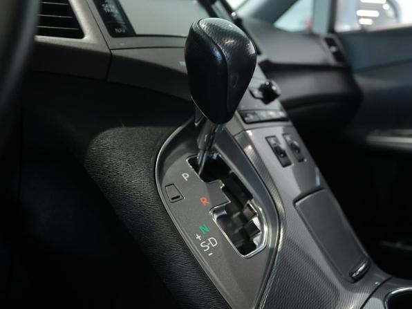 Toyota Venza I Рестайлинг с пробегом 2014 года, цена 1 780 000 рублей, 179561 км, внедорожник, Автокод Объявления