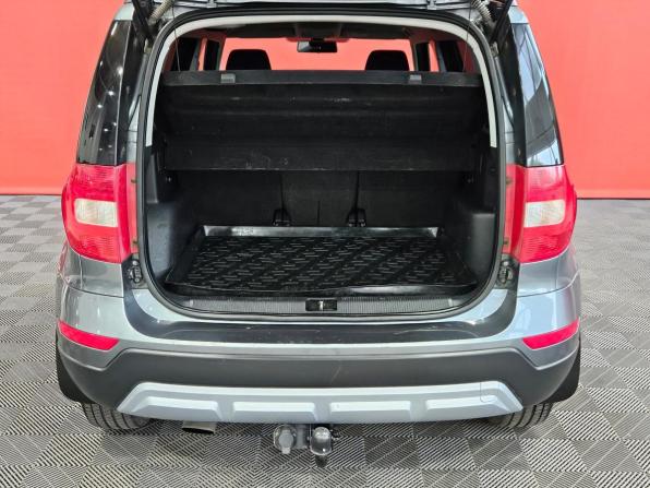Skoda Yeti I Рестайлинг с пробегом 2015 года, цена 1 145 000 рублей, 153409 км, внедорожник, Автокод Объявления