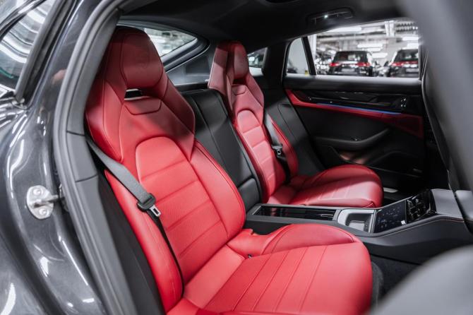Новый Porsche Panamera III 2025 года, цена 20 450 000 рублей, лифтбек, Автокод Объявления
