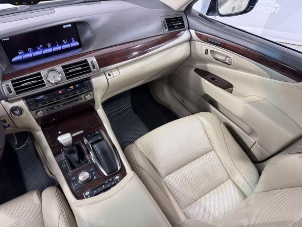 Lexus LS IV Рестайлинг 2 с пробегом 2013 года, цена 2 650 000 рублей, 180044 км, седан, Автокод Объявления