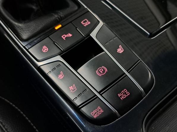 Kia K7 YG (II) с пробегом 2018 года, цена 1 531 000 рублей, 181750 км, седан, Автокод Объявления