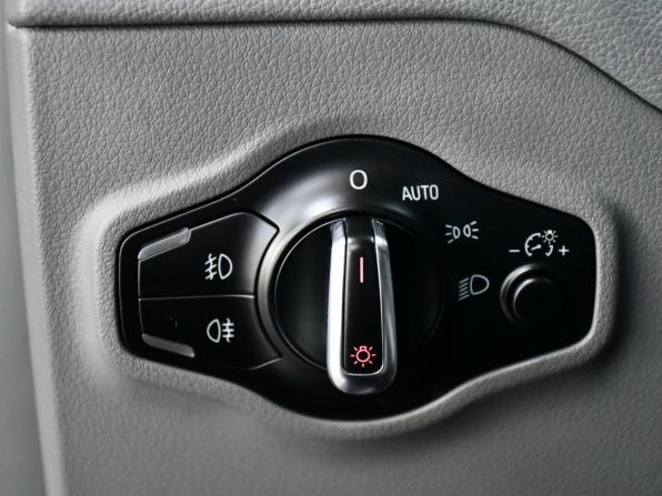 Audi Q5 I (8R) с пробегом 2011 года, цена 1 447 000 рублей, 157375 км, внедорожник, Автокод Объявления