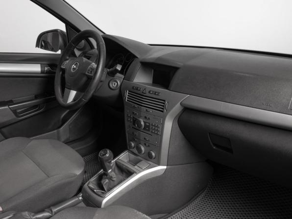 Opel Astra H Рестайлинг с пробегом 2013 года, цена 559 000 рублей, 231000 км, седан, Автокод Объявления