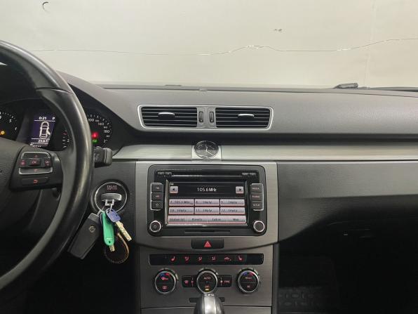Volkswagen Passat B7 с пробегом 2012 года, цена 1 159 000 рублей, 145330 км, седан, Автокод Объявления