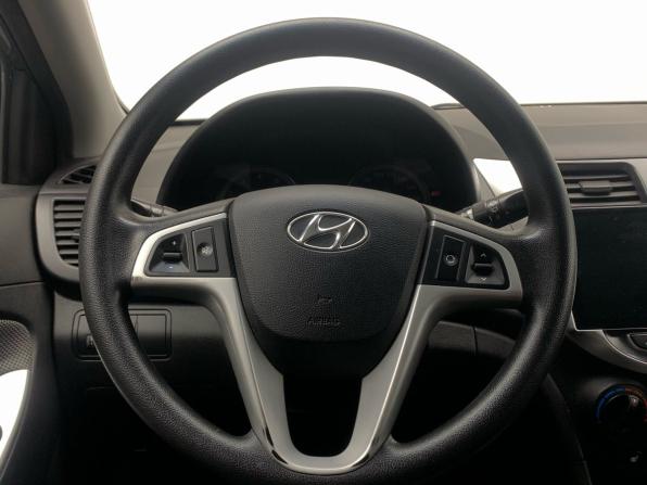 Hyundai Solaris I с пробегом 2012 года, цена 639 000 рублей, 186398 км, хэтчбек, Автокод Объявления