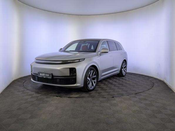Li Auto (Lixiang) L7 I с пробегом 2024 года, цена 5 850 000 рублей, 43260 км, внедорожник, Автокод Объявления