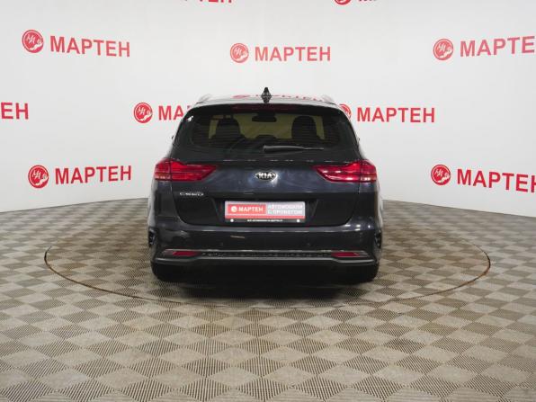 Kia Ceed III с пробегом 2021 года, цена 2 050 000 рублей, 56948 км, универсал, Автокод Объявления
