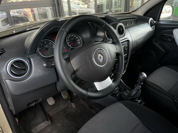 Renault Duster I с пробегом 2013 года, цена 750 500 рублей, 197101 км, внедорожник, Автокод Объявления