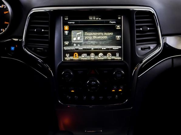 Jeep Grand Cherokee IV (WK2) Рестайлинг с пробегом 2017 года, цена 2 850 000 рублей, 205066 км, внедорожник, Автокод Объявления