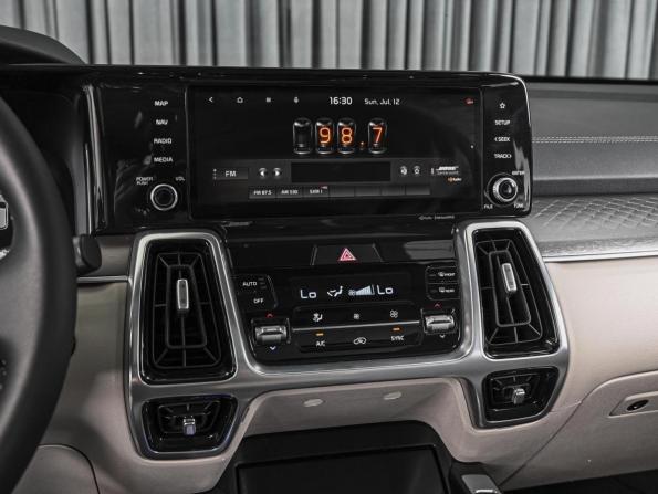 Kia Sorento IV с пробегом 2022 года, цена 3 641 000 рублей, 68248 км, внедорожник, Автокод Объявления