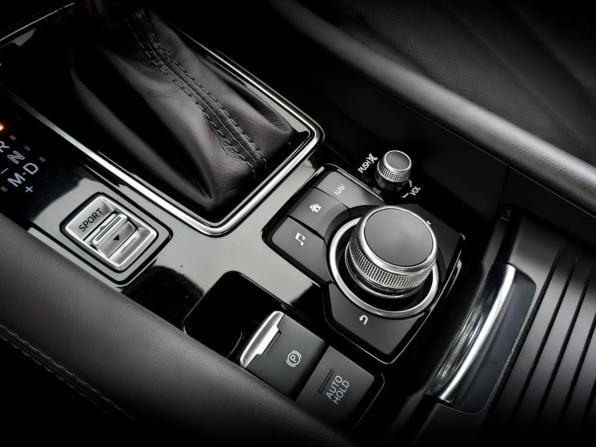 Mazda 6 III (GJ) Рестайлинг 2 с пробегом 2020 года, цена 2 700 000 рублей, 79335 км, седан, Автокод Объявления