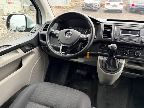 Volkswagen Caravelle T6 с пробегом 2015 года, цена 2 995 000 рублей, 132336 км, минивэн, Автокод Объявления