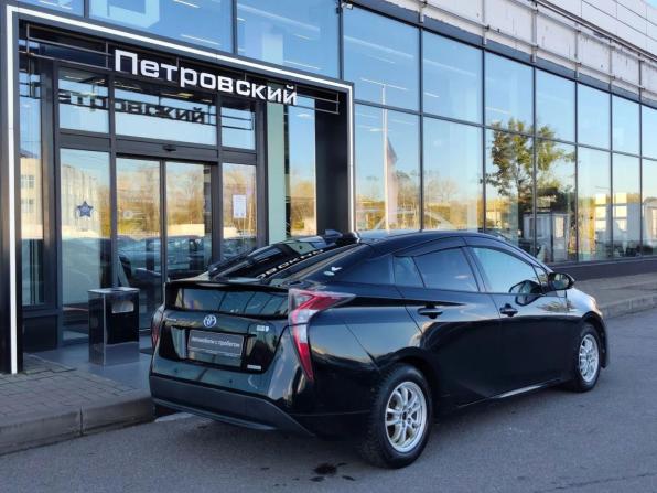 Toyota Prius IV (XW50) с пробегом 2016 года, цена 1 370 000 рублей, 243901 км, лифтбек, Автокод Объявления