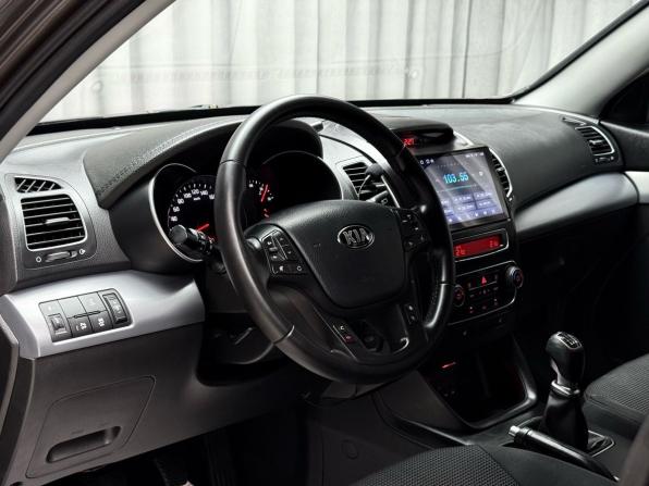 Kia Sorento II Рестайлинг с пробегом 2013 года, цена 1 699 000 рублей, 138210 км, внедорожник, Автокод Объявления