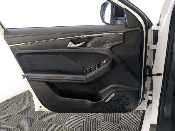 Haval Jolion I Рестайлинг с пробегом 2024 года, цена 1 870 000 рублей, 31487 км, внедорожник, Автокод Объявления