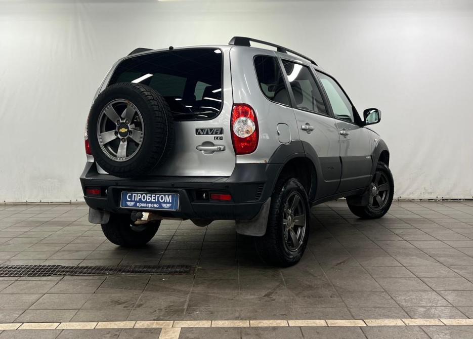 Chevrolet Niva I Рестайлинг Санкт-Петербург  - изображение 2