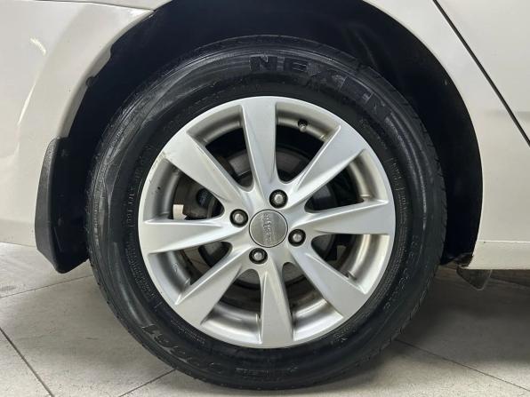 Hyundai Solaris I Рестайлинг с пробегом 2015 года, цена 1 119 000 рублей, 85000 км, седан, Автокод Объявления