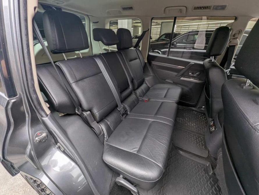 Mitsubishi Pajero IV Рестайлинг 1 Москва  - изображение 9