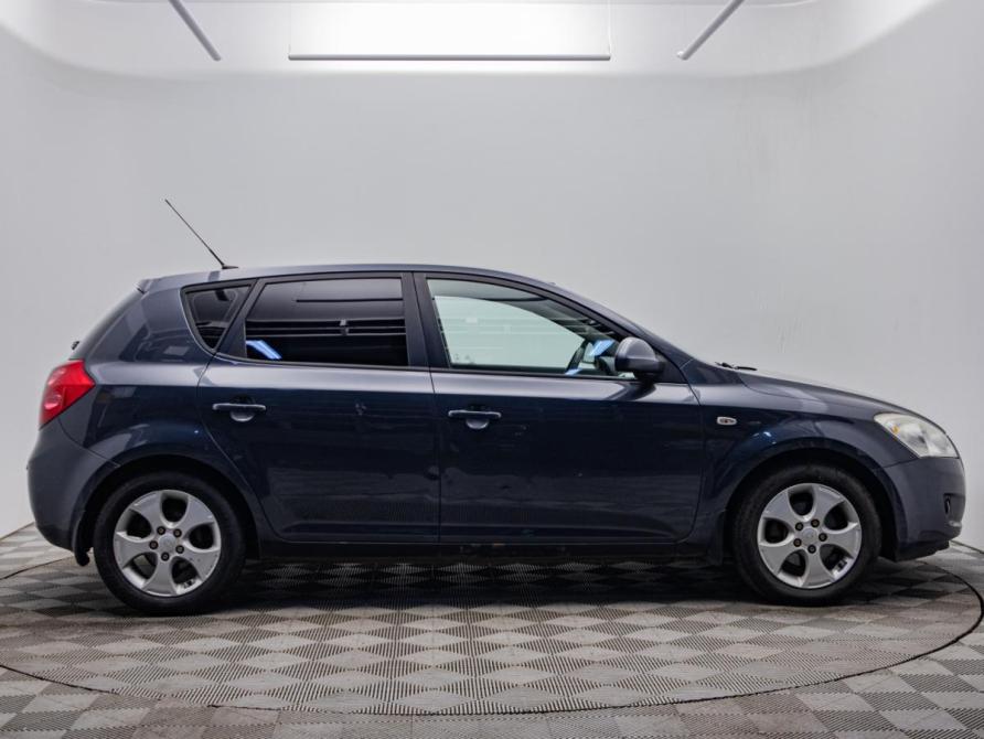 Kia Ceed I Москва  - изображение 7