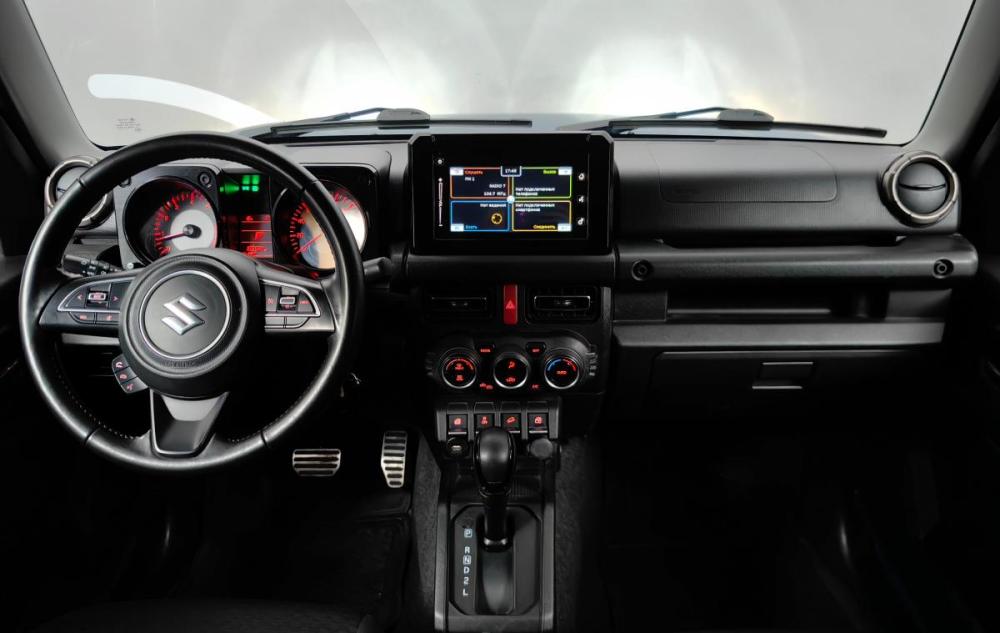 Suzuki Jimny IV Москва  - изображение 6