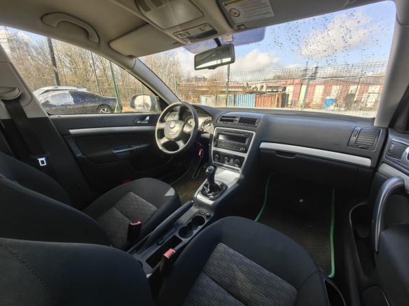 Skoda Octavia II (A5) Рестайлинг с пробегом 2013 года, цена 539 000 рублей, 270643 км, лифтбек, Автокод Объявления