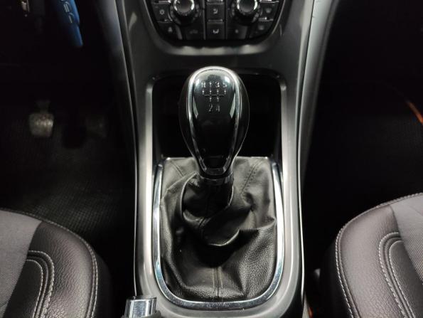 Opel Astra J Рестайлинг с пробегом 2013 года, цена 757 000 рублей, 183636 км, седан, Автокод Объявления