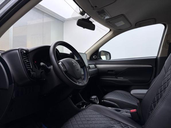 Mitsubishi Outlander III с пробегом 2012 года, цена 1 055 000 рублей, 153730 км, внедорожник, Автокод Объявления