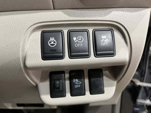 Nissan Leaf I (ZE0/AZE0) с пробегом 2012 года, цена 450 000 рублей, 121564 км, хэтчбек, Автокод Объявления